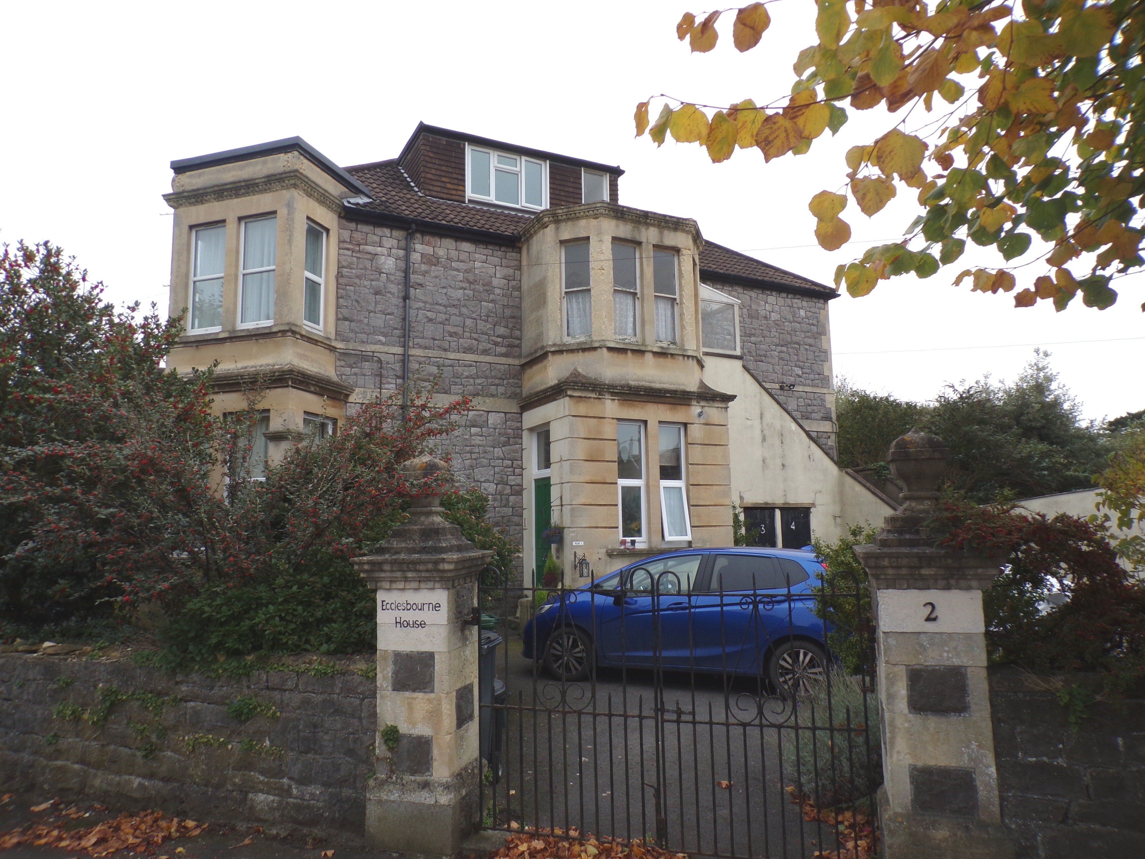 Flat Clarence Grove Road in Weston-super-Mare