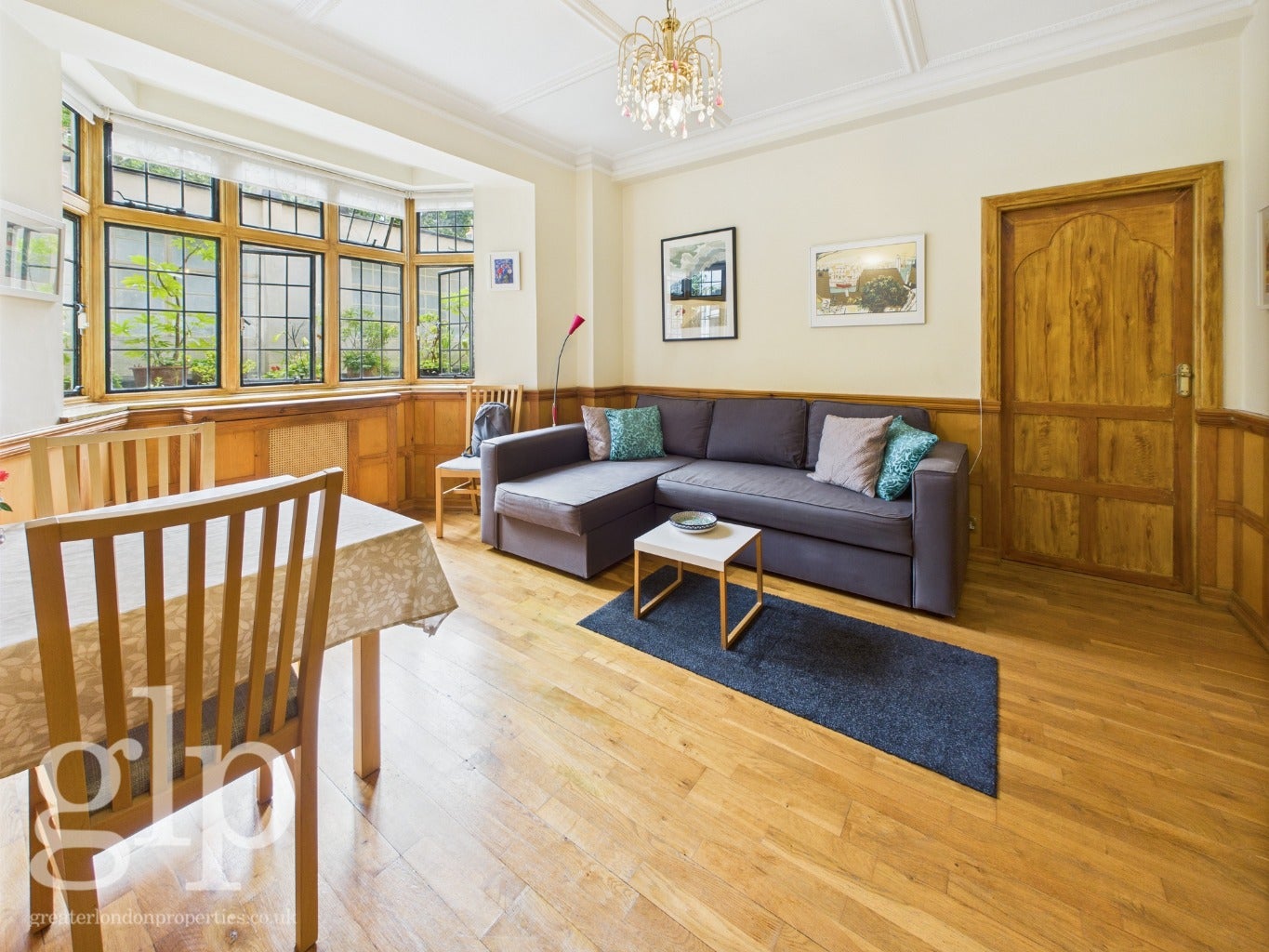 Flat Wakefield Mews in Greater London