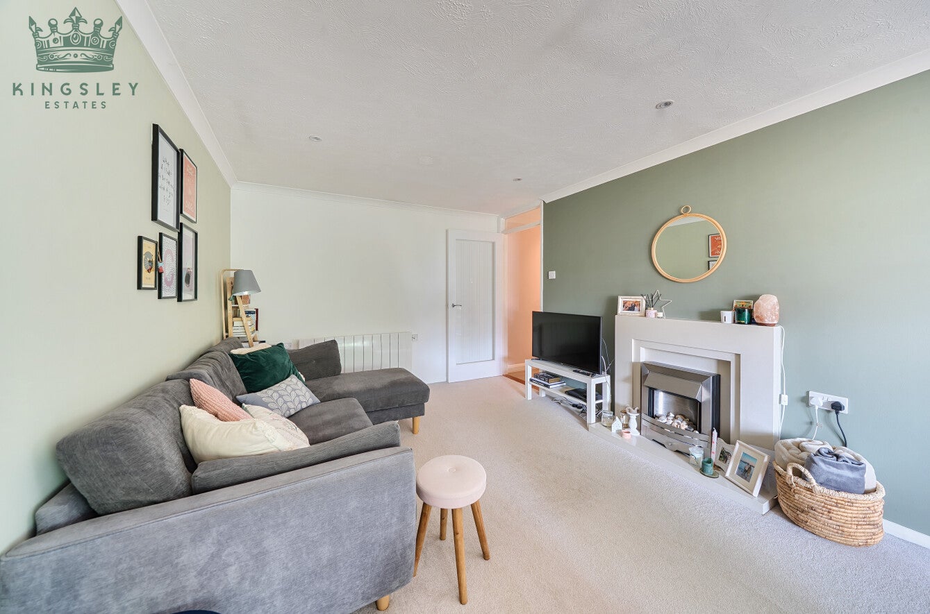 Flat Grasmere Close in Watford
