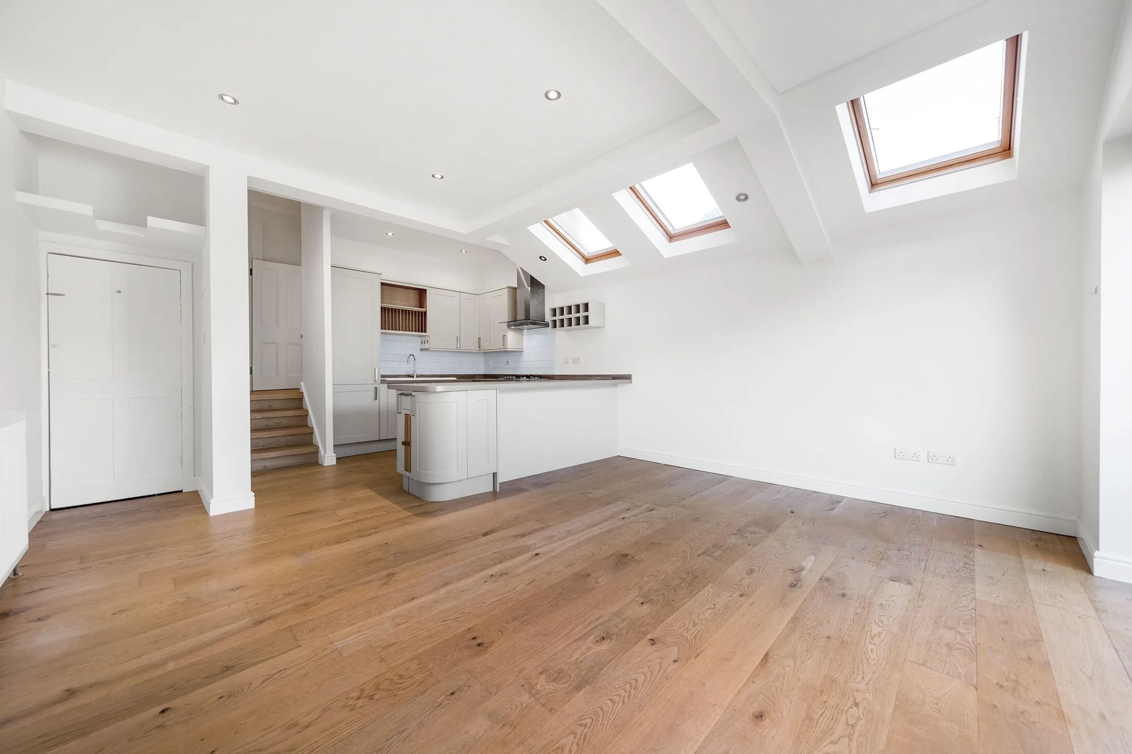 House Ravensbury Terrace in Greater London