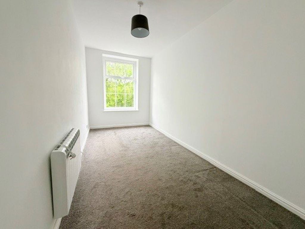 Flat Skipton Close in Hazel Grove