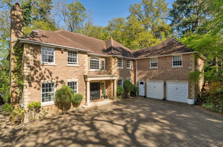 House Bagshot Road in Sunningdale