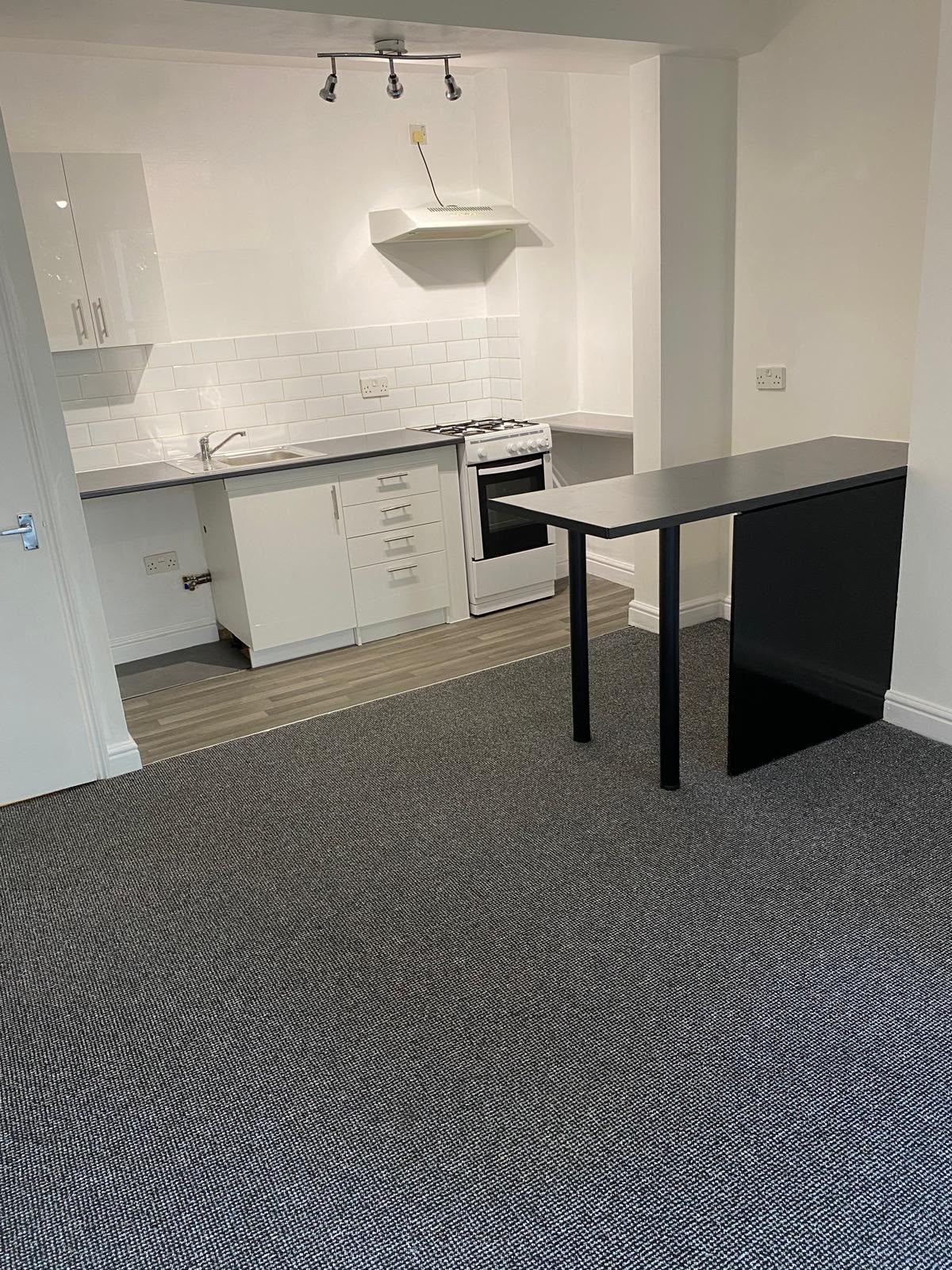 Flat Vernon Terrace in Northampton