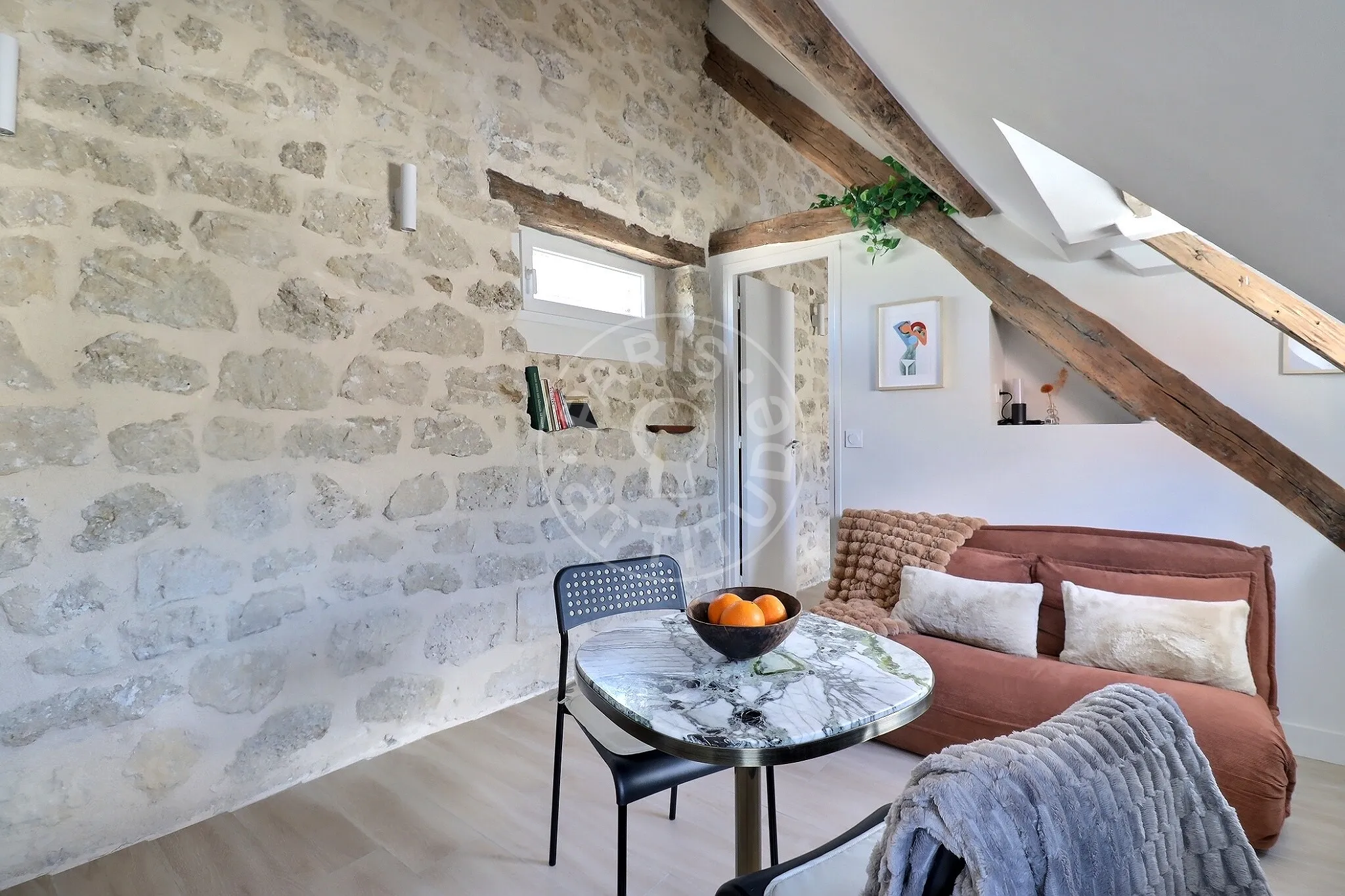 Appartement Rue Paul Lelong à Paris