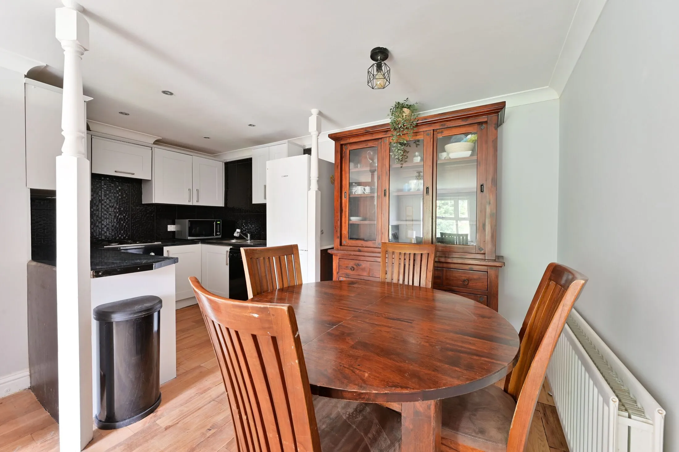Flat Henfield Road in Greater London