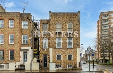 Flat Southgate Road in Greater London