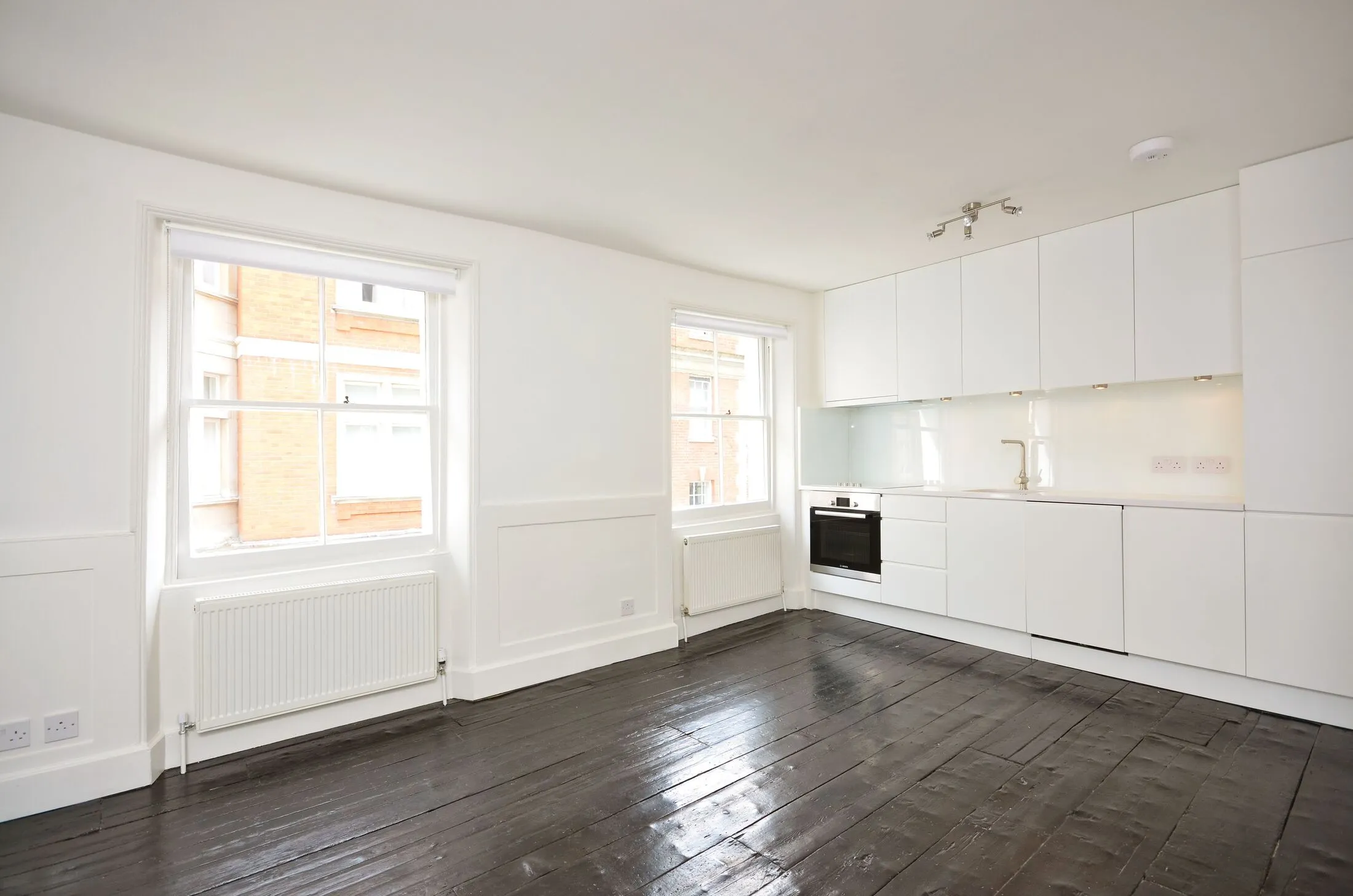 Flat Mandeville Place in City of Westminster