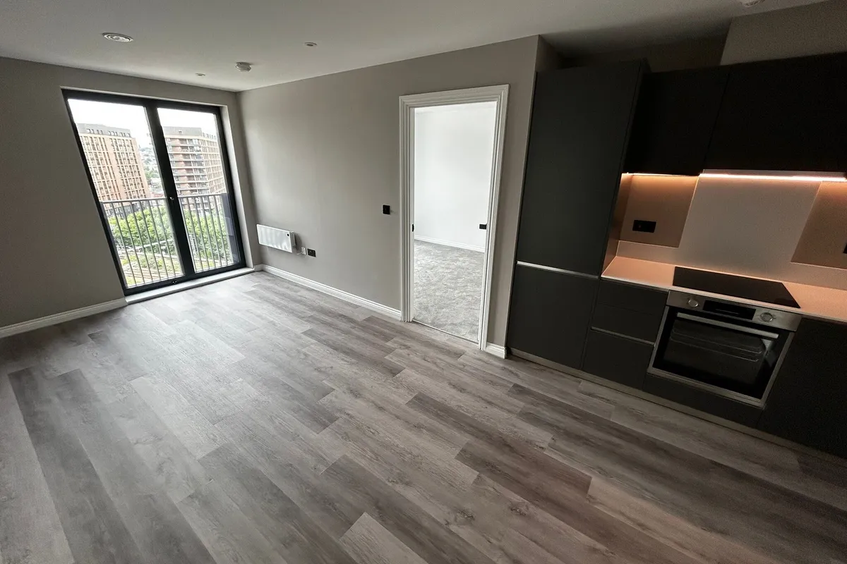 Flat Springwell Road in Leeds