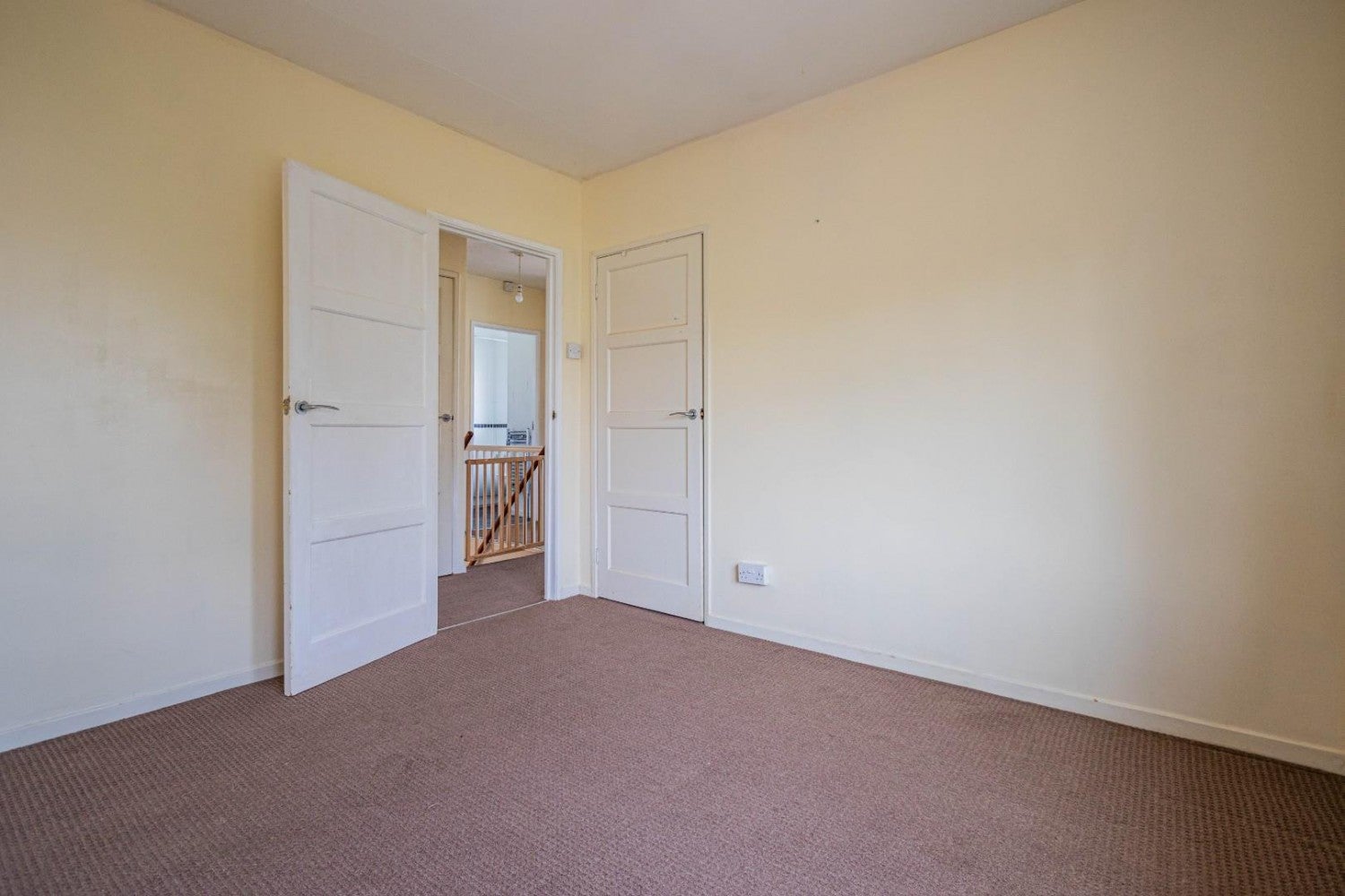 Flat Harmer Close in Bristol