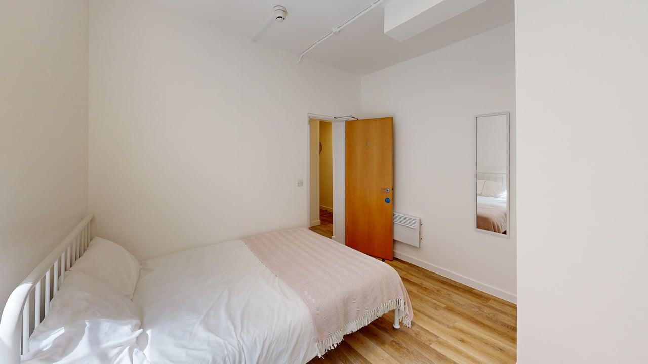 Room Mark Lane in Bristol