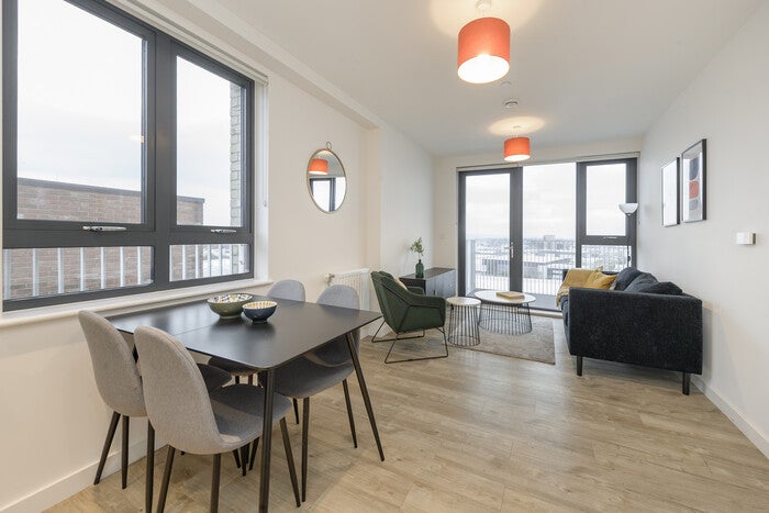 Flat Carlyon Road in London