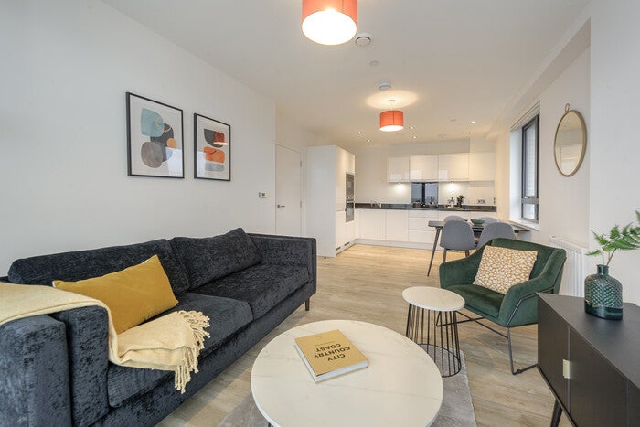 Flat Carlyon Road in London