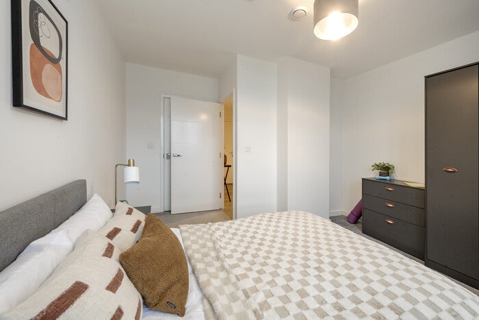 Flat Carlyon Road in London