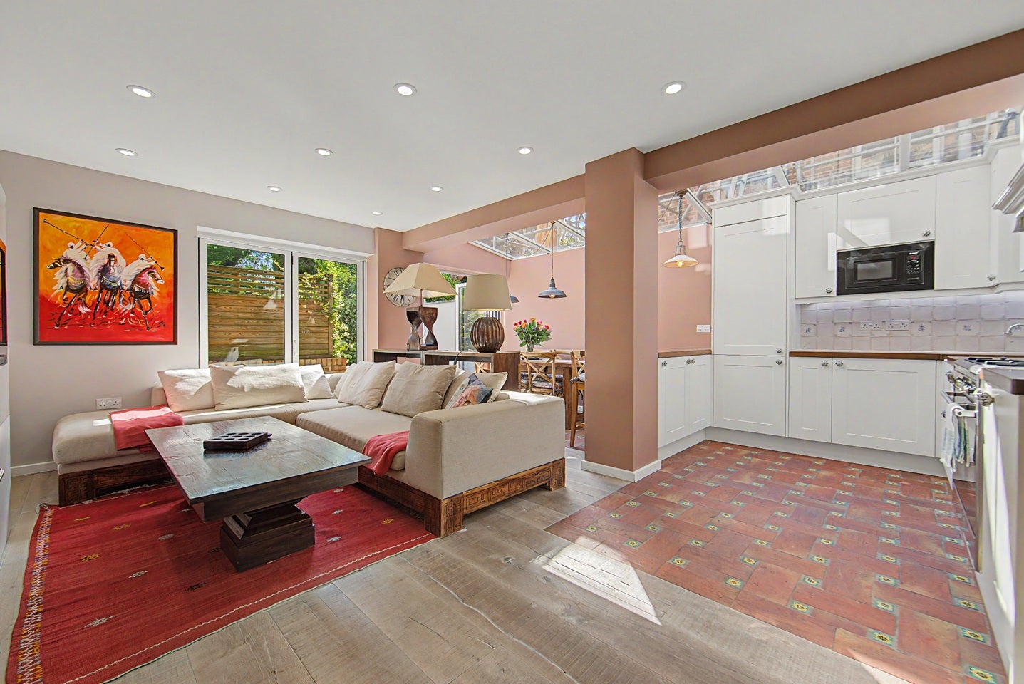 Flat Granville Road in Greater London