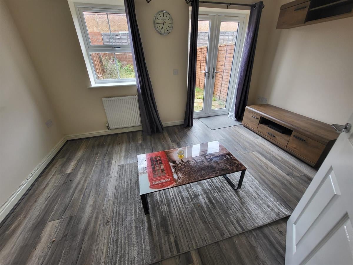 Flat Cosens Drive in Sandwell