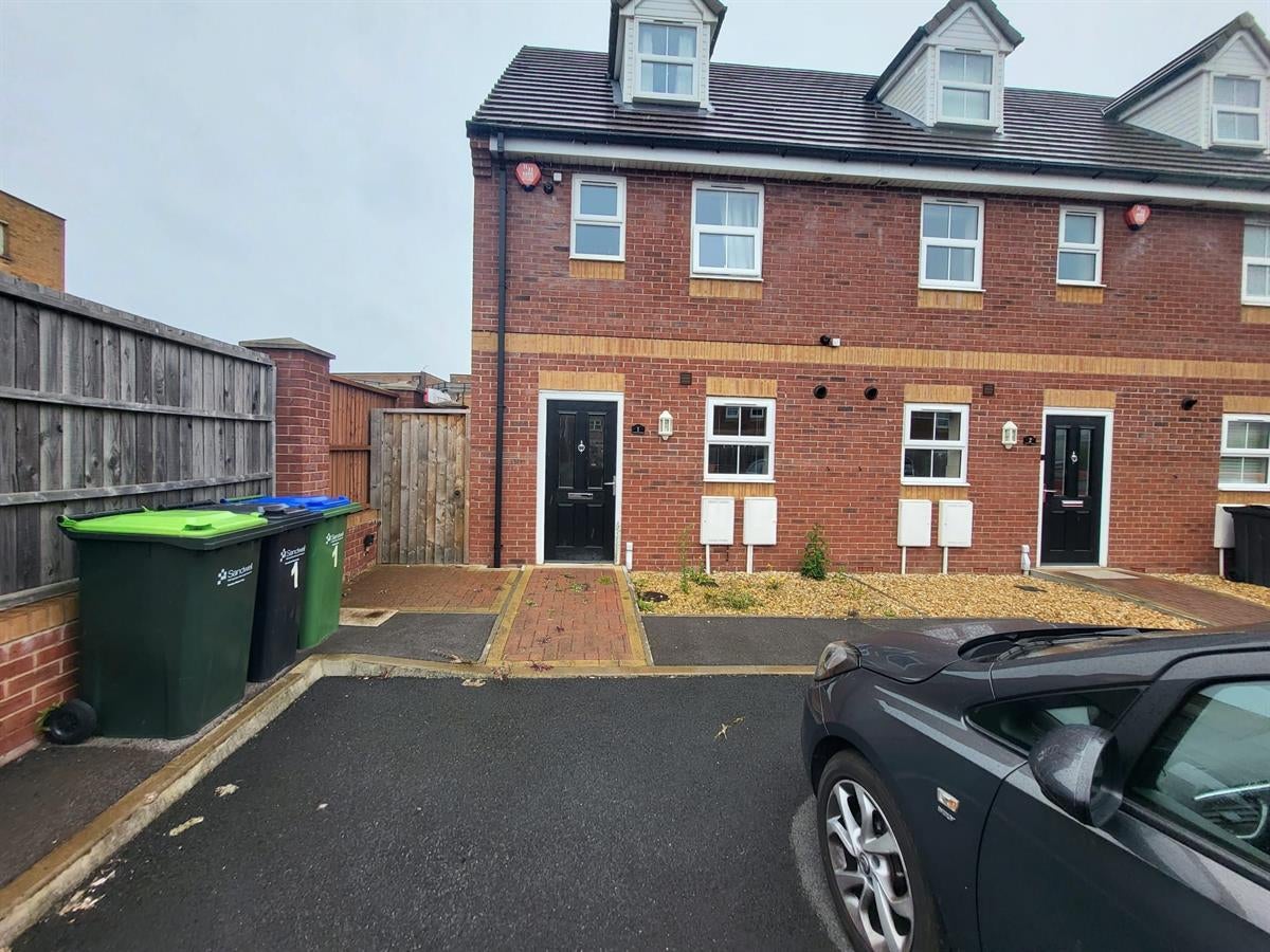 Flat Cosens Drive in Sandwell