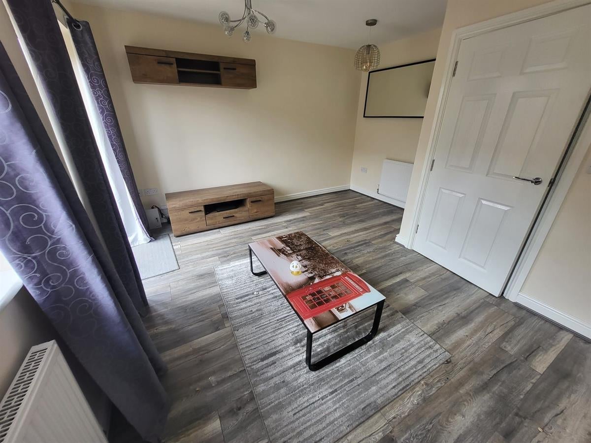 Flat Cosens Drive in Sandwell