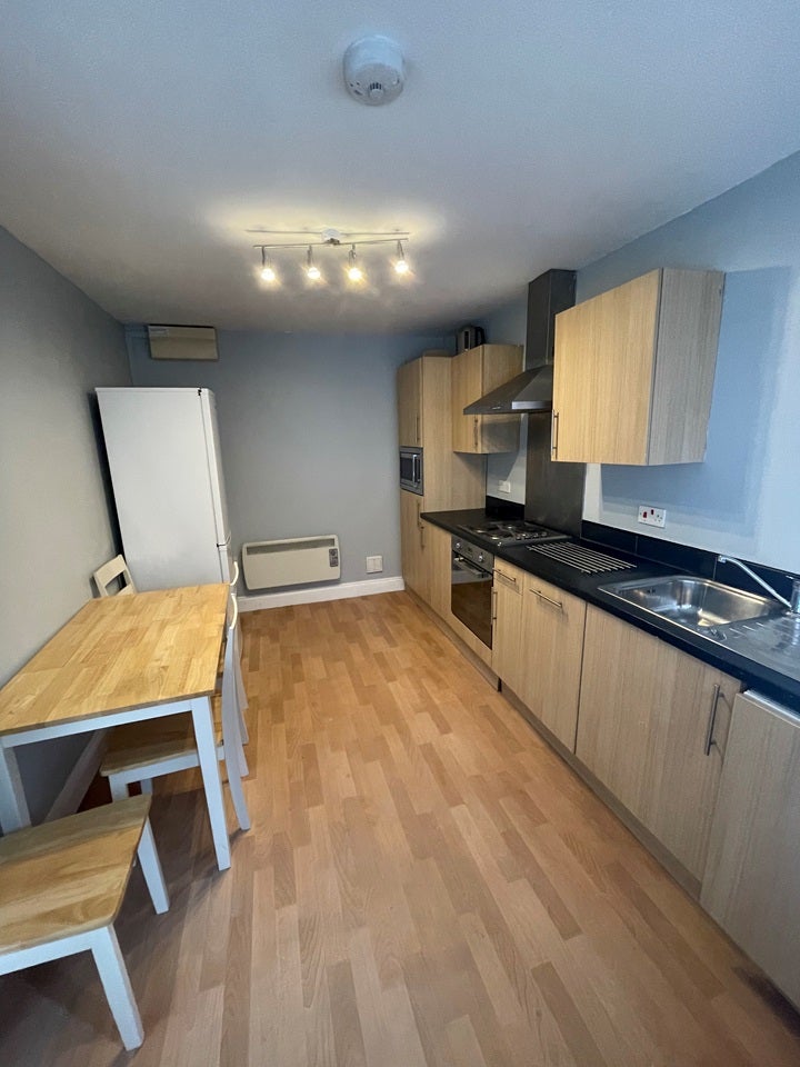 Flat Dodsworth Avenue in York