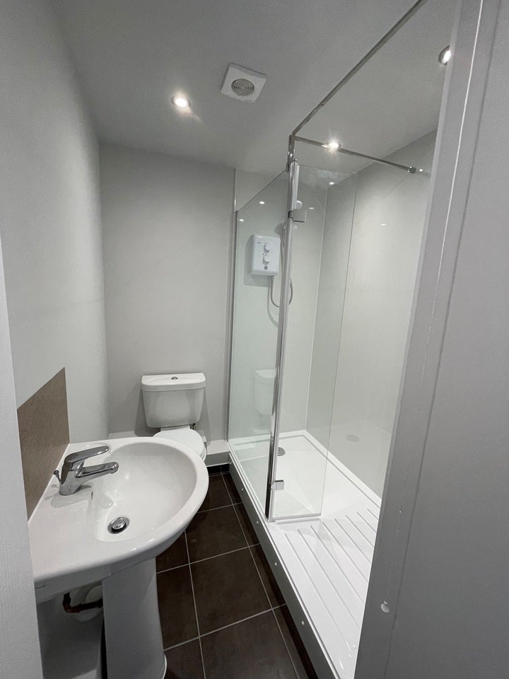 Flat Dodsworth Avenue in York
