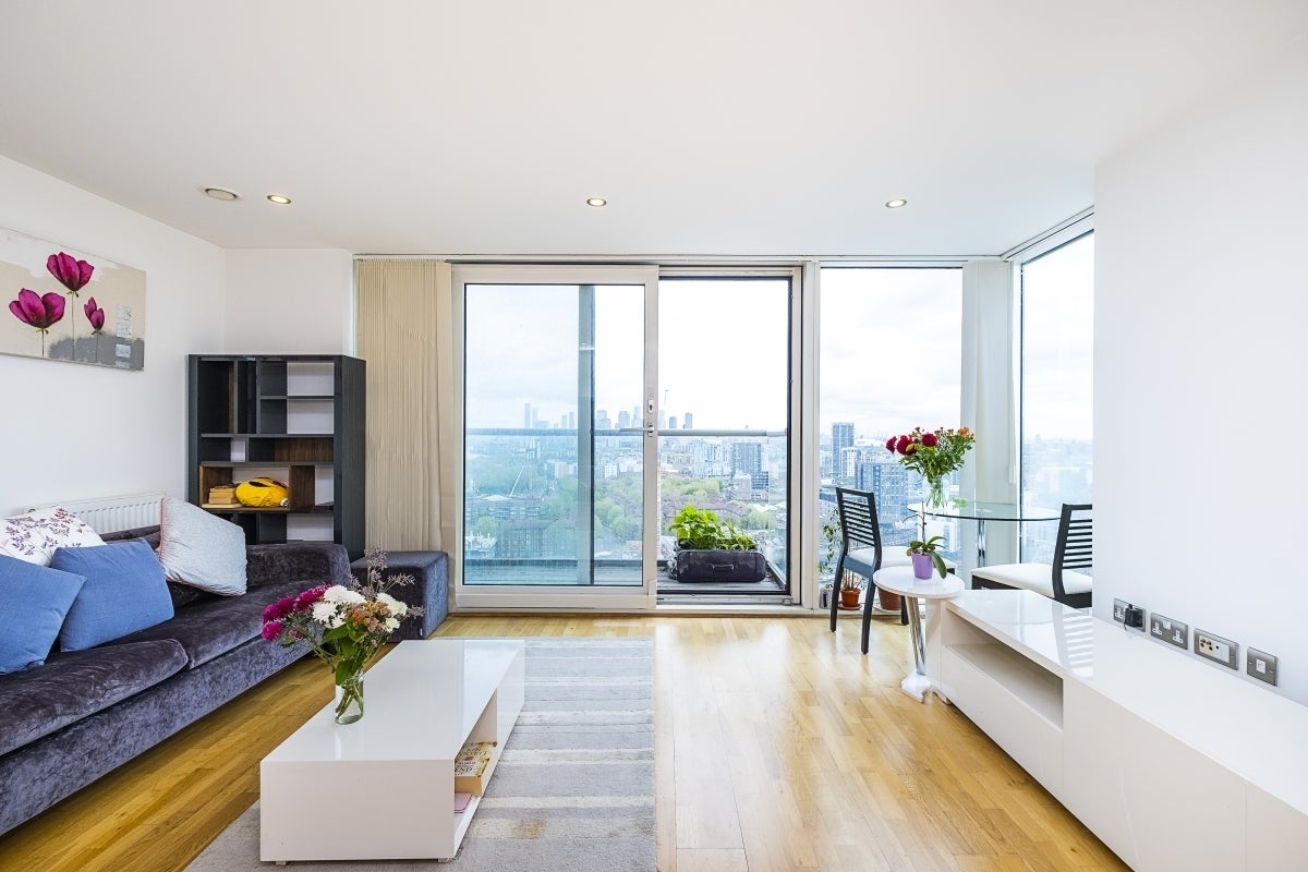 Flat Seager Place in Greater London