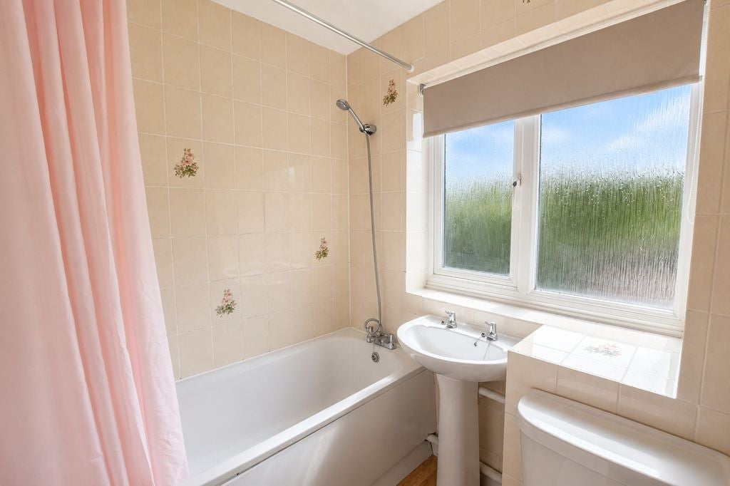 House Grampian Way in Maidstone