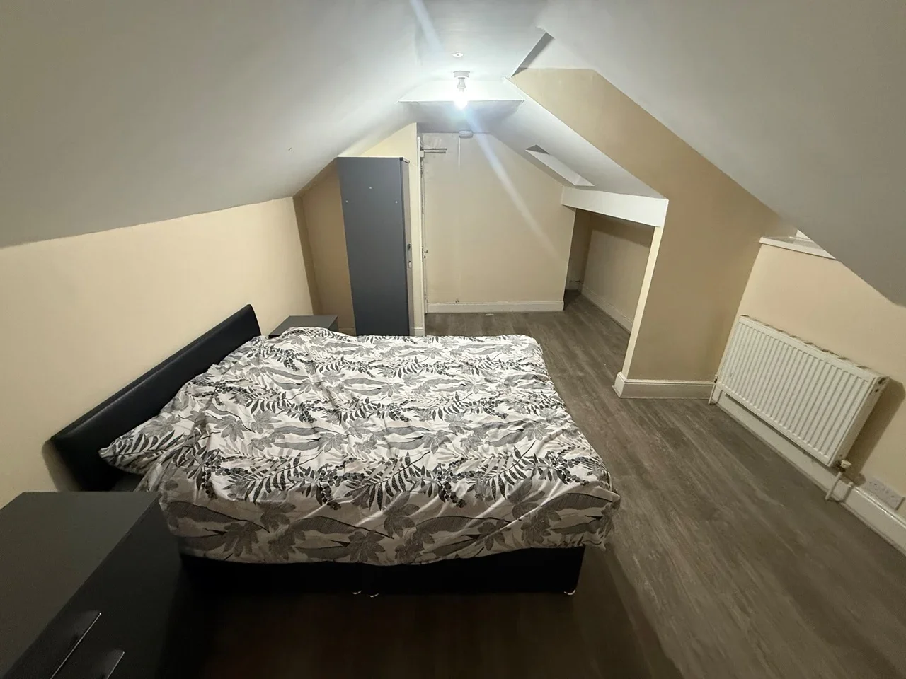 Room Whateley Road in Birmingham