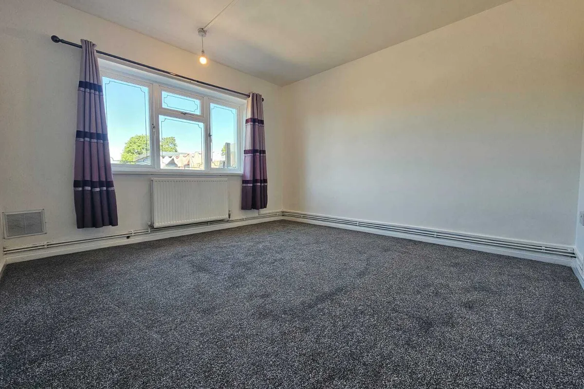 House Poplar Avenue in Darlaston