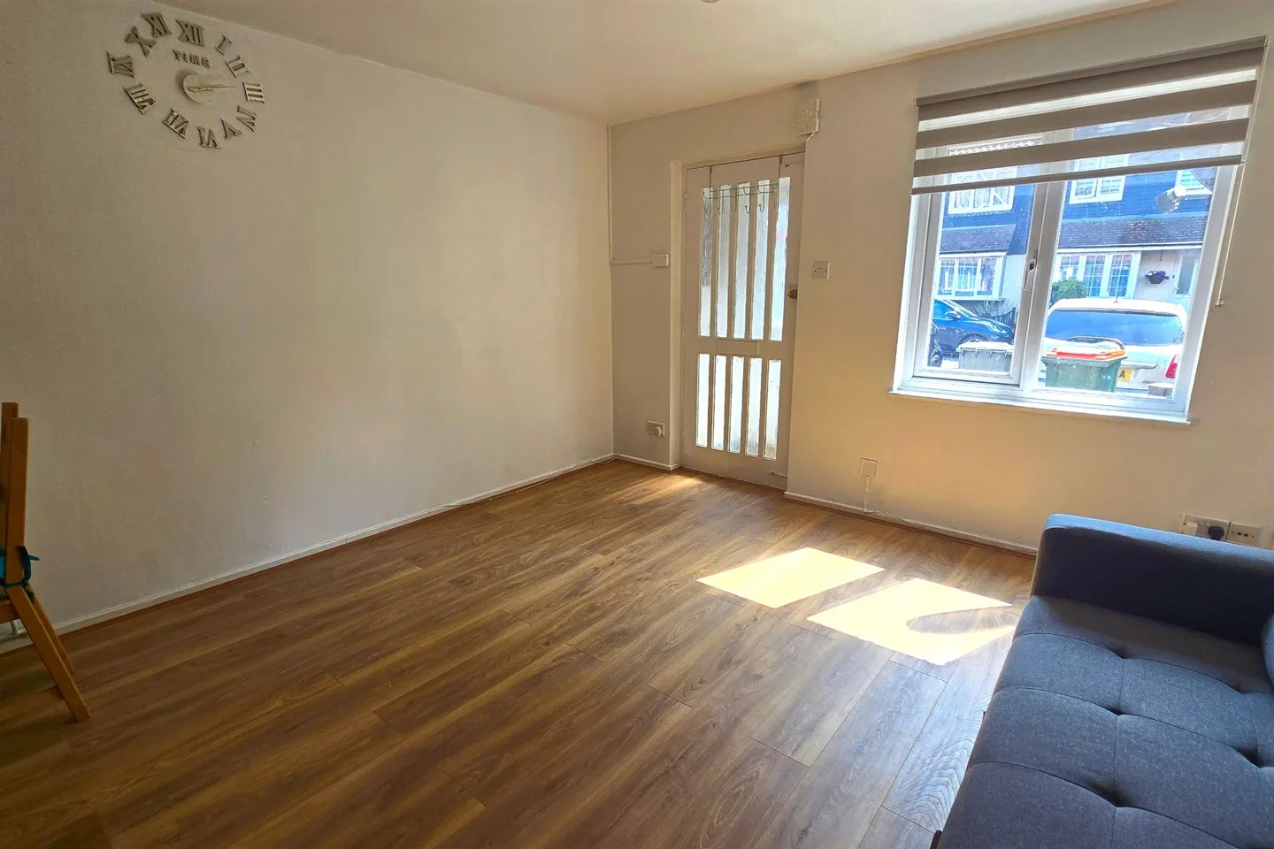 House Oakley Close in Greater London