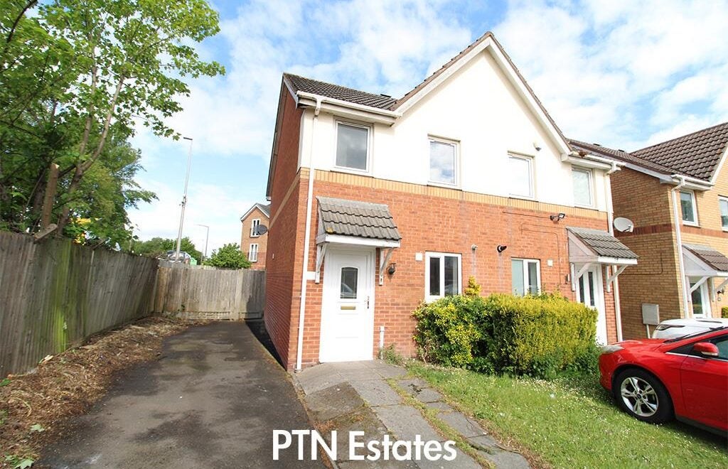 House Dudley Road East in Sandwell