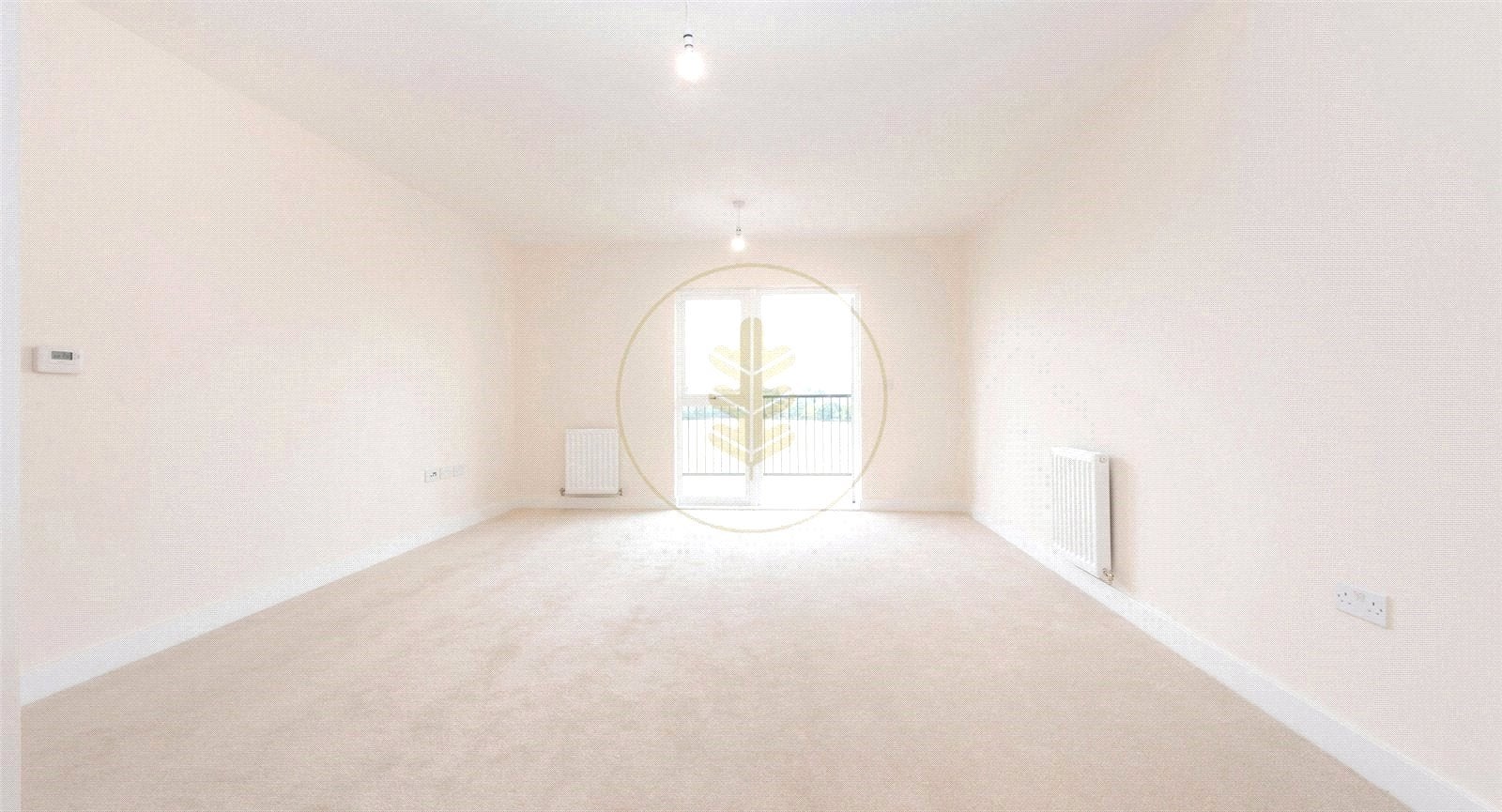 Flat Clitterhouse Crescent in Greater London