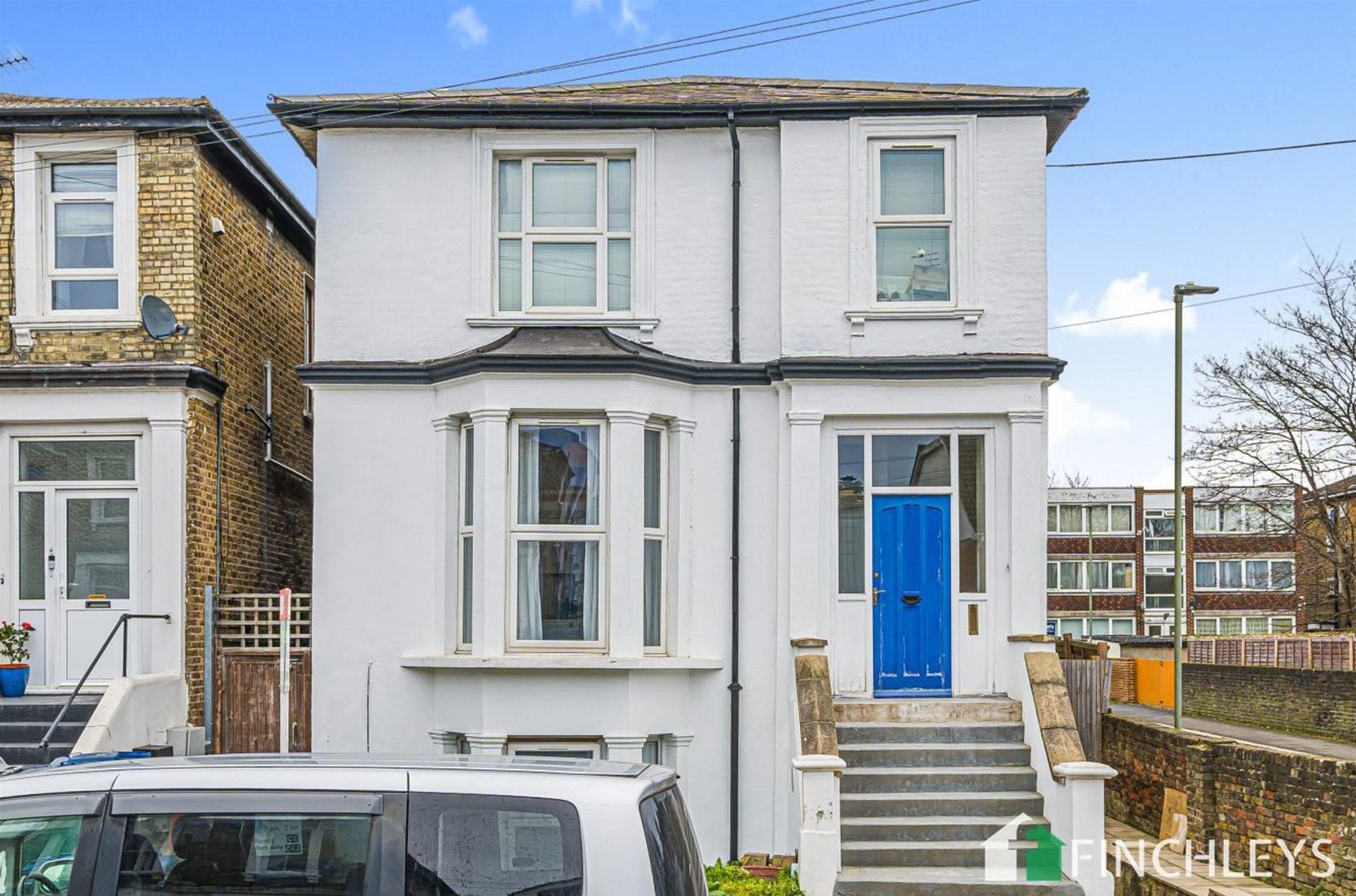 Flat Lichfield Grove in Greater London