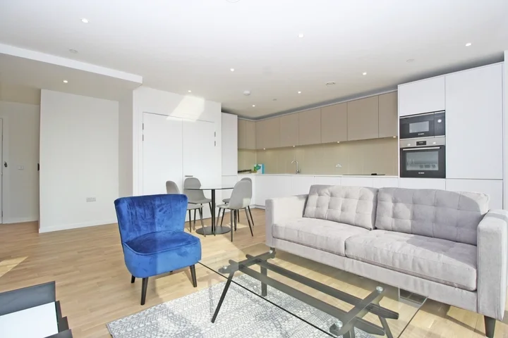 Flat Henry Street in Greater London