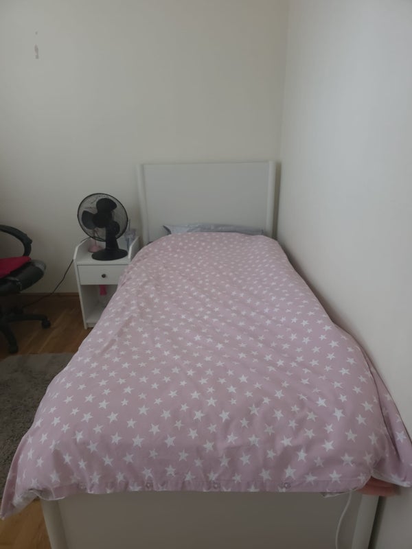 Room Boyn Hill Avenue in Maidenhead