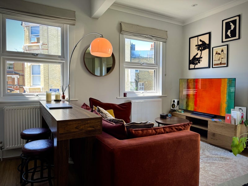 Flat Battersea Rise in Greater London