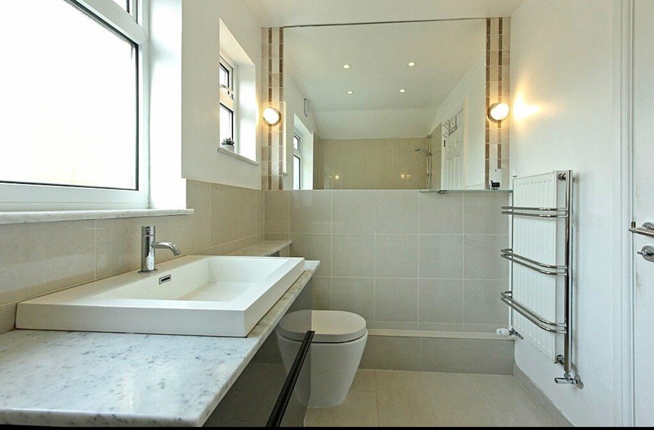 Room Hythe Road in Borough of Swale