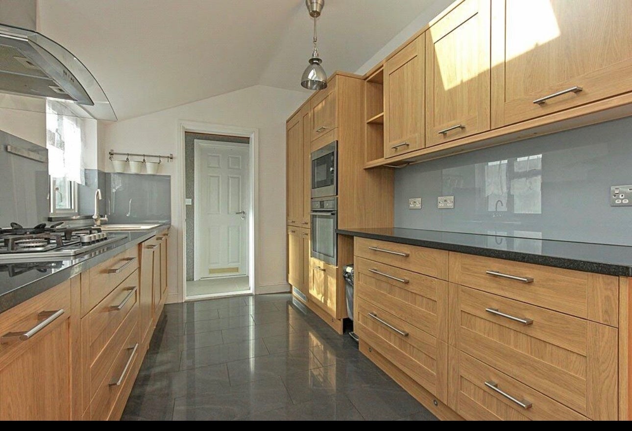 Room Hythe Road in Borough of Swale