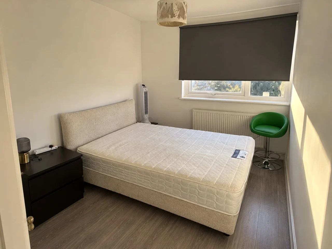 Room Atwater Close in Greater London