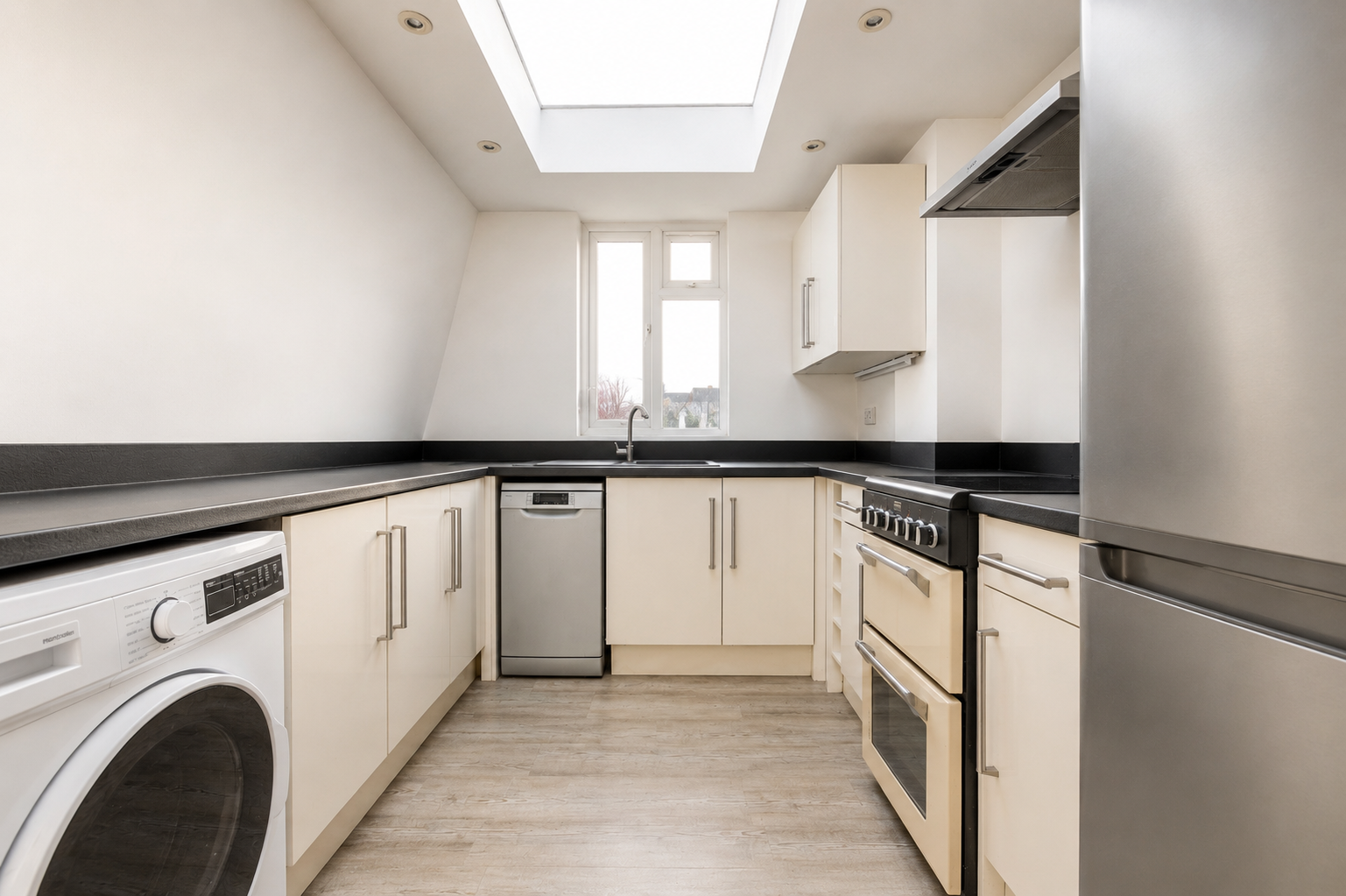 Flat William Road in Greater London
