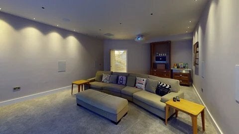 House Bramcote Road in Greater London