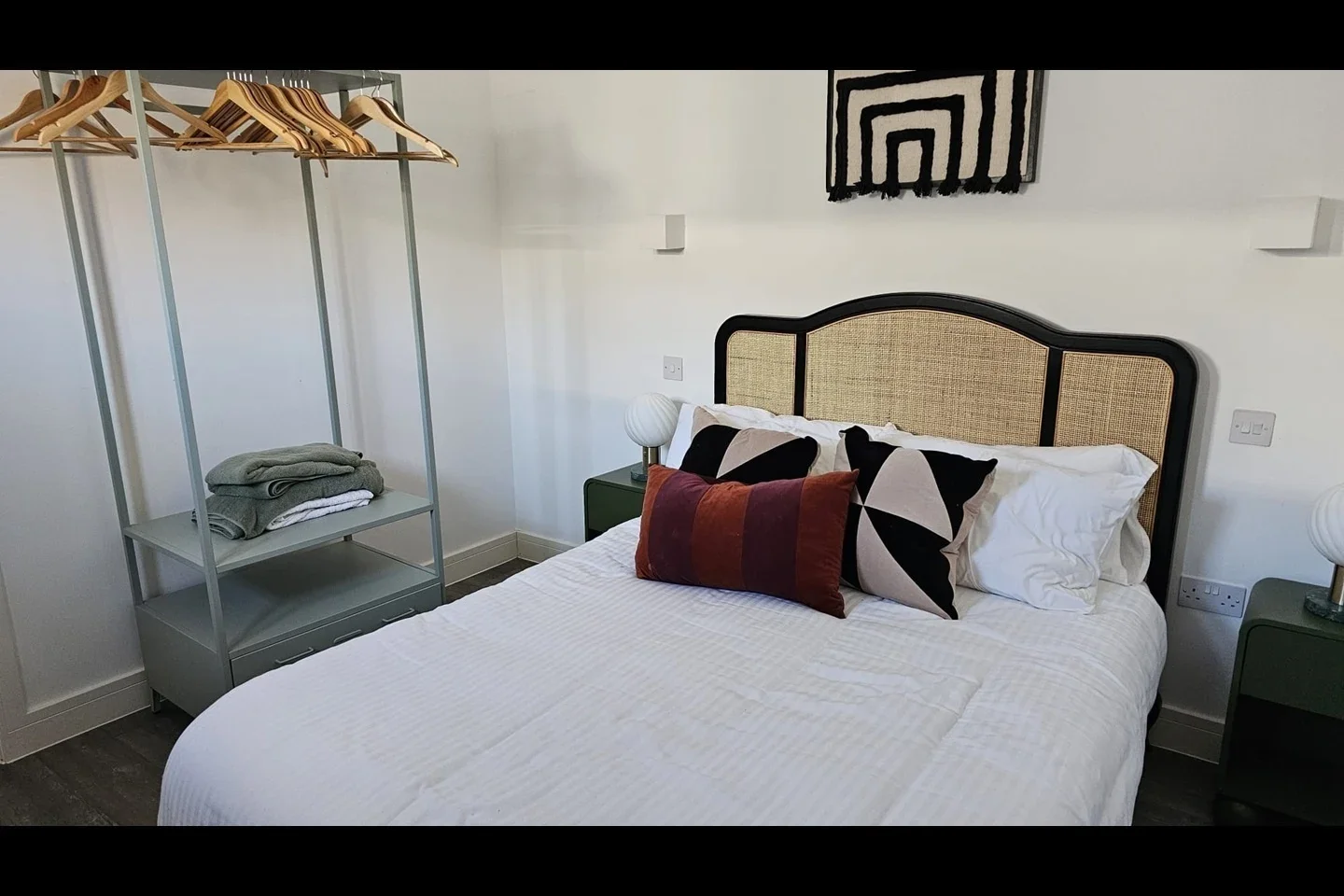 Flat Wadham Gardens in Greater London