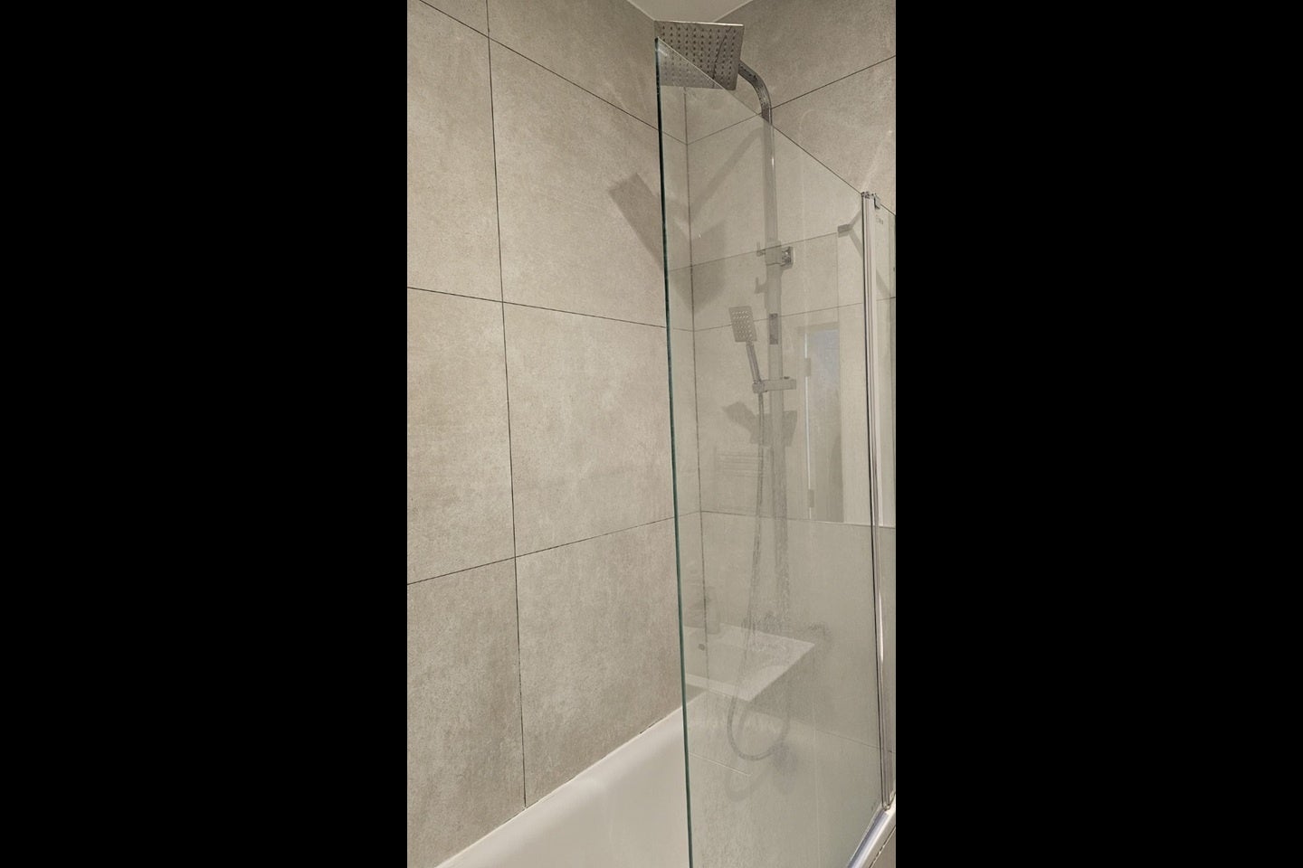 Flat Wadham Gardens in Greater London