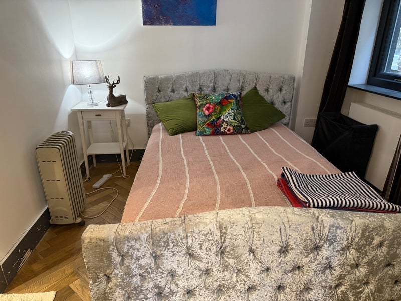 Flat Abinger Road in Greater London