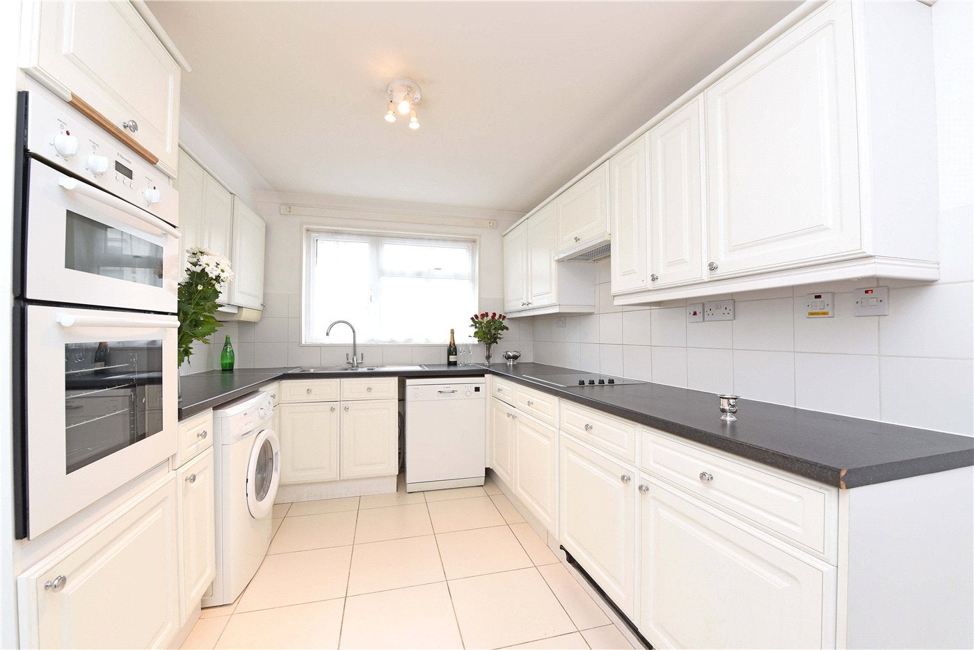 House Haldon Road in Greater London