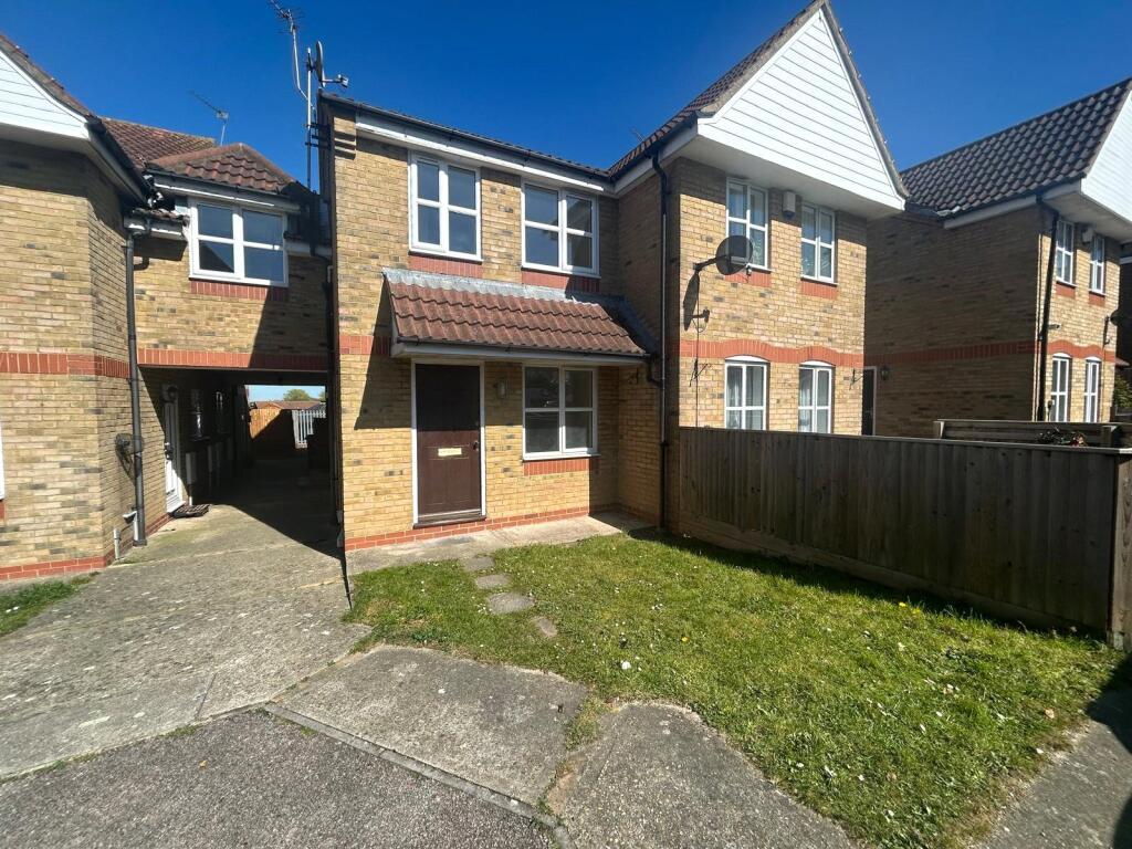 House Coldharbour Road in Gravesham