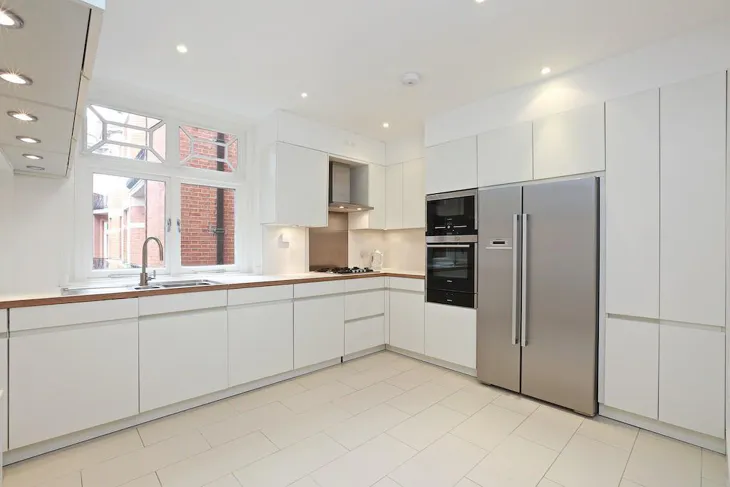 House Abingdon Villas in Greater London