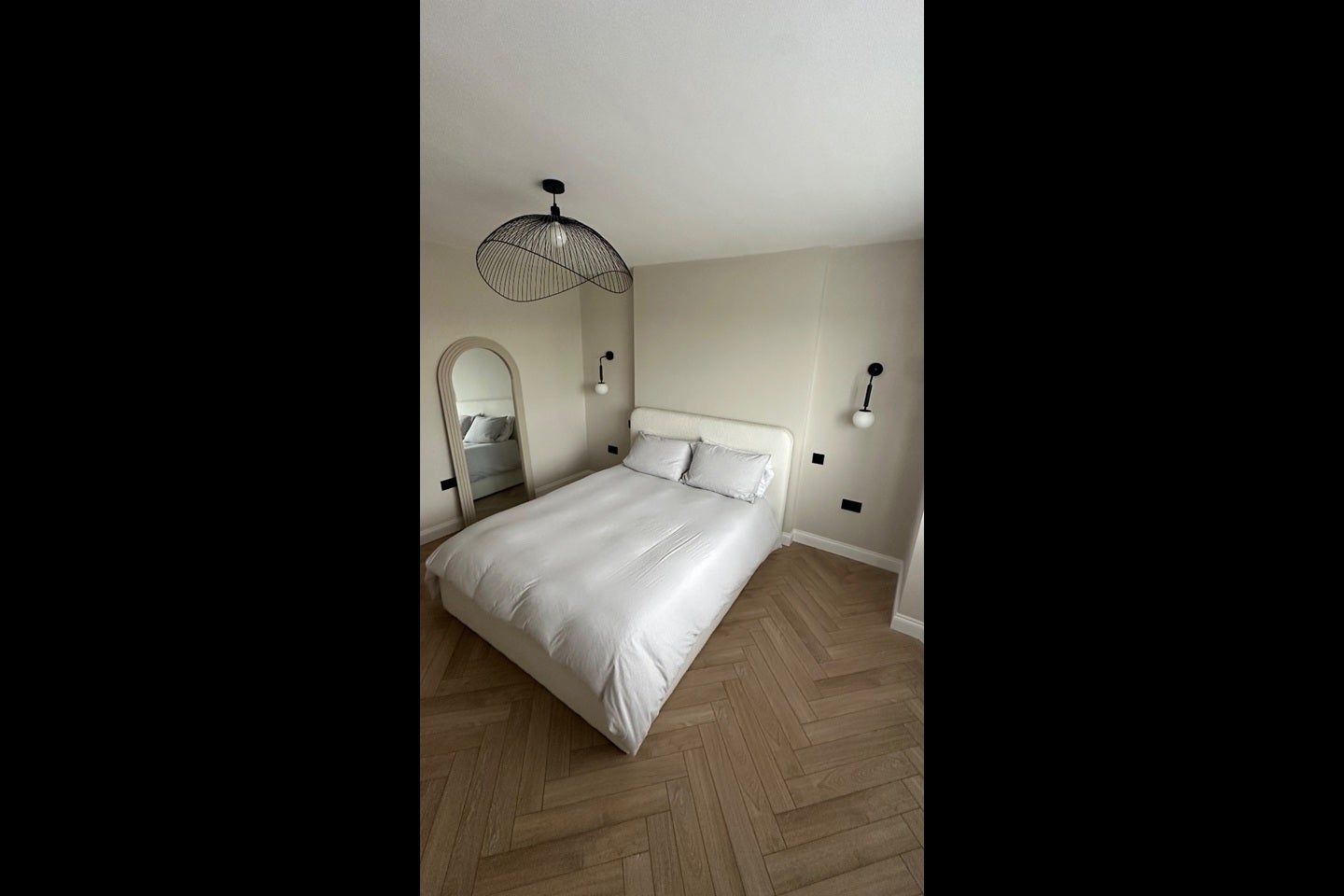 Flat Floriston Court in Greater London