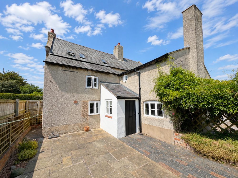 House Tarvin Road in Frodsham
