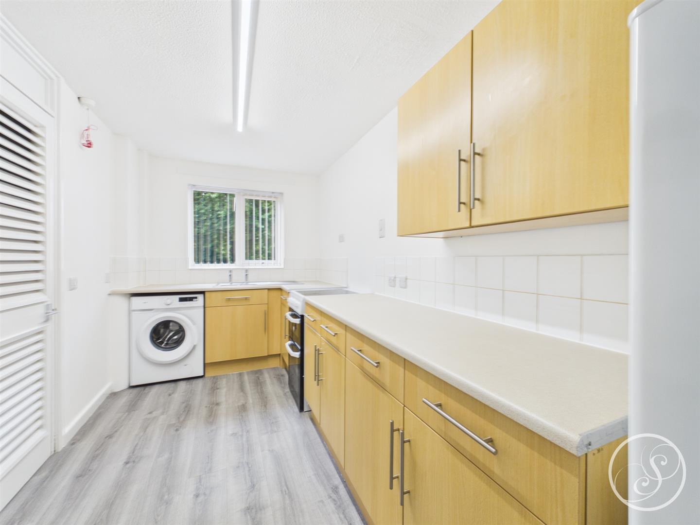 Flat St Johns Court in Leeds