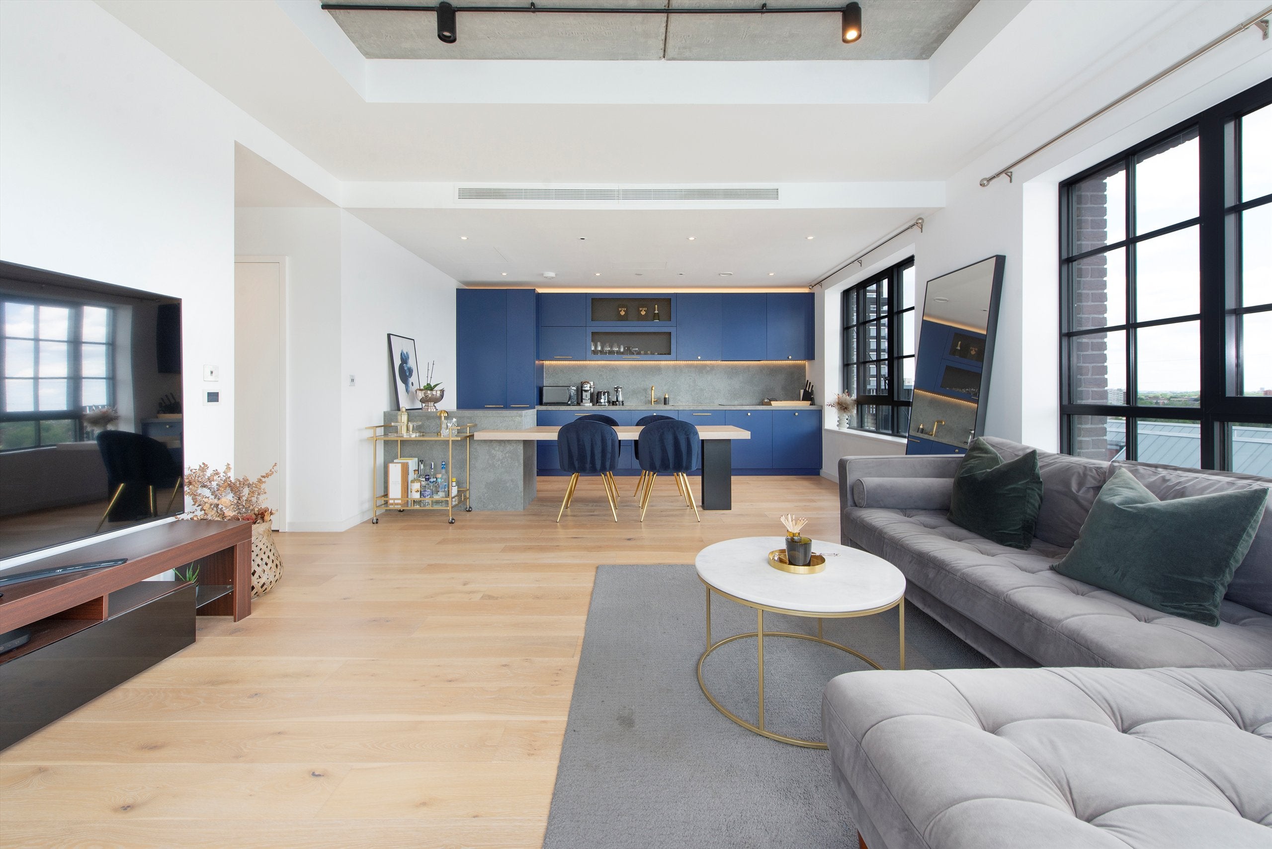 Flat Orchard Place in Greater London