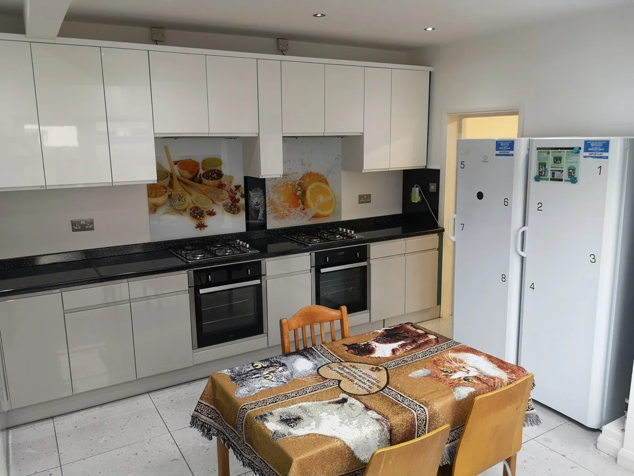Room Chase Road in Epsom and Ewell